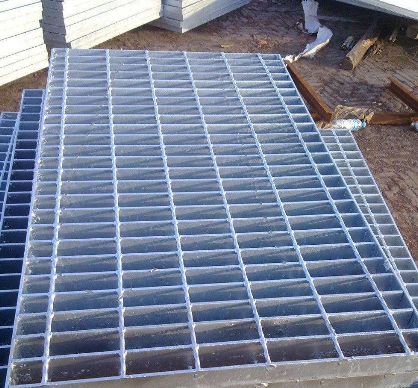 冷鍍鋅鋼格柵G255/40/50S，檢修平臺(tái)2米×2米